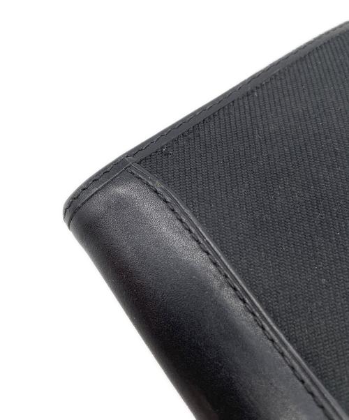 HUNTING WORLD（ハンティングワールド）HUNTING WORLD (ハンティングワールド) 2つ折り財布 ブラックの古着・服飾アイテム