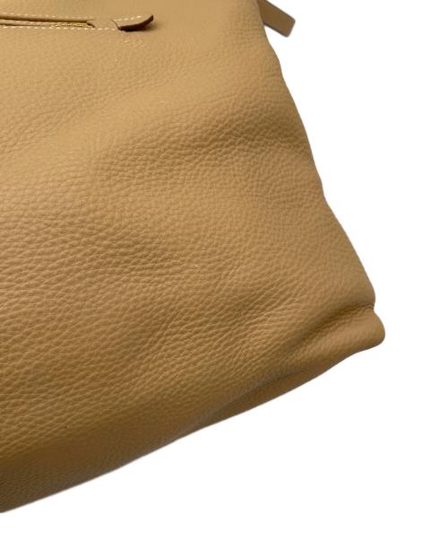 PRADA（プラダ）PRADA (プラダ) 2WAYバッグ ベージュの古着・服飾アイテム