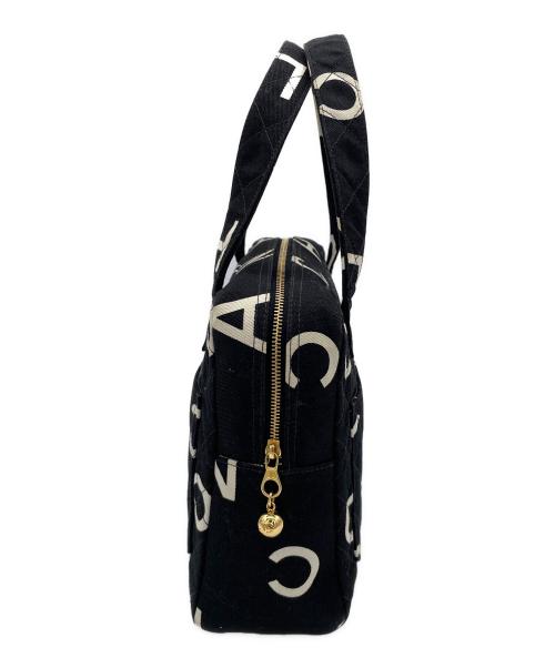 CHANEL（シャネル）CHANEL (シャネル) ロゴキャンバスハンドバッグ ブラック×ホワイトの古着・服飾アイテム