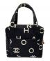 CHANEL（シャネル）の古着「ロゴキャンバスハンドバッグ」｜ブラック×ホワイト