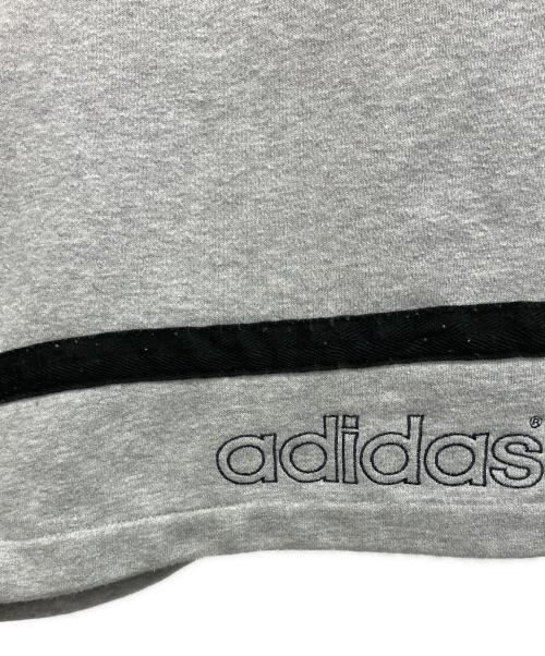 adidas（アディダス）adidas (アディダス) ハーフパンツ グレー サイズ:Mの古着・服飾アイテム