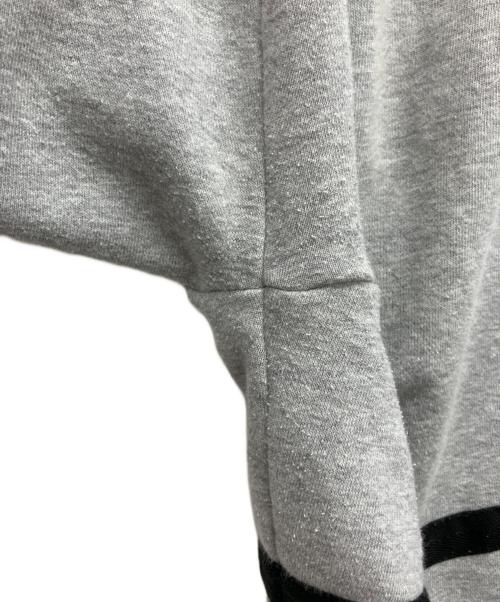 adidas（アディダス）adidas (アディダス) ハーフパンツ グレー サイズ:Mの古着・服飾アイテム