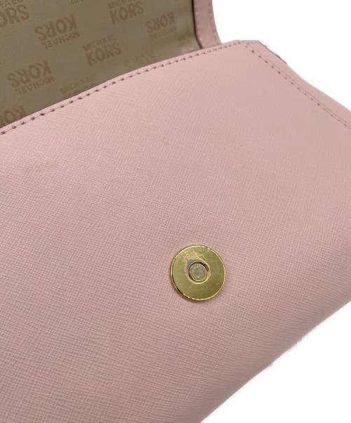 MICHAEL KORS（マイケル・コース）MICHAEL KORS (マイケル・コース) ショルダーバッグ ピンクの古着・服飾アイテム