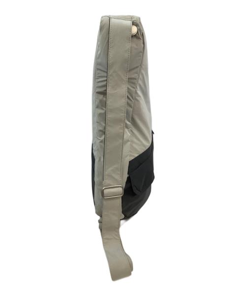 healthy back bag（ヘルシーバックバッグ）healthy back bag (ヘルシーバックバッグ) ボディバッグ グレーの古着・服飾アイテム