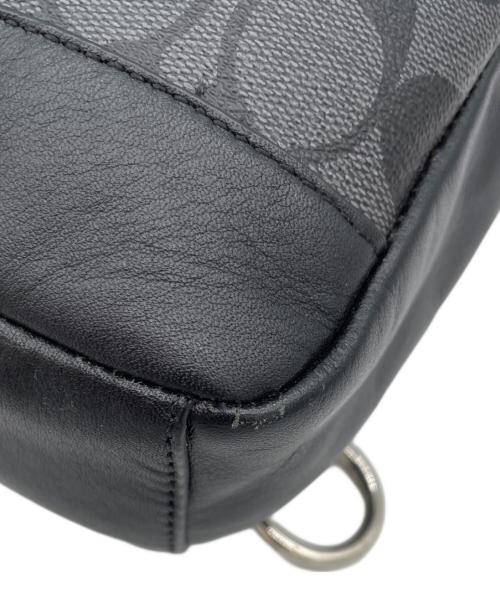 COACH（コーチ）COACH (コーチ) ボディーバッグ ブラックの古着・服飾アイテム