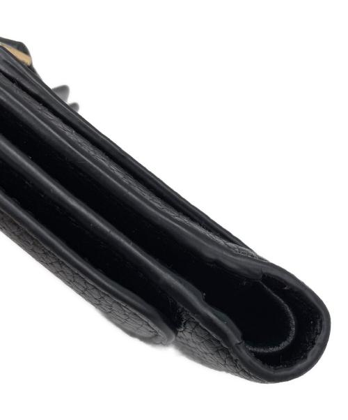 TORY BURCH（トリーバーチ）TORY BURCH (トリーバーチ) Carter Medium Flap Wallet(カーターメディアムフラップウォレット）3つ折り財布 ブラックの古着・服飾アイテム