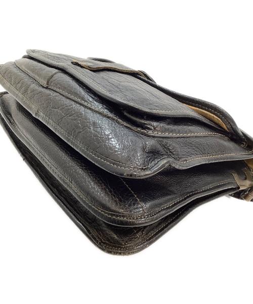 Fiocchi（フィオッキ）Fiocchi (フィオッキ) レザーショルダーバッグ ブラックの古着・服飾アイテム