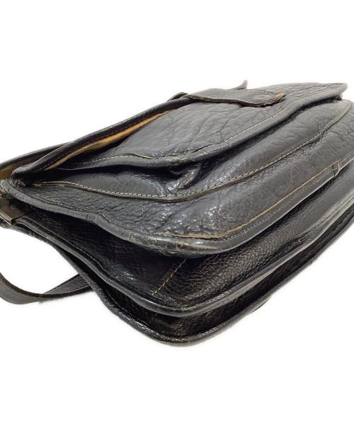 Fiocchi（フィオッキ）Fiocchi (フィオッキ) レザーショルダーバッグ ブラックの古着・服飾アイテム