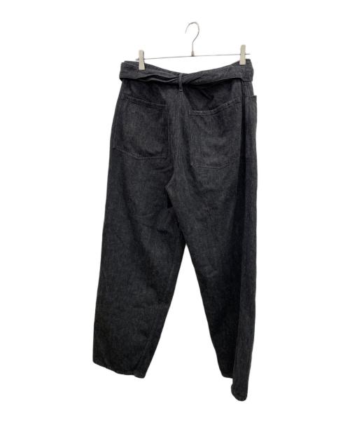 comori（コモリ）comori (コモリ) ベルテッドパンツ グレー サイズ:3の古着・服飾アイテム