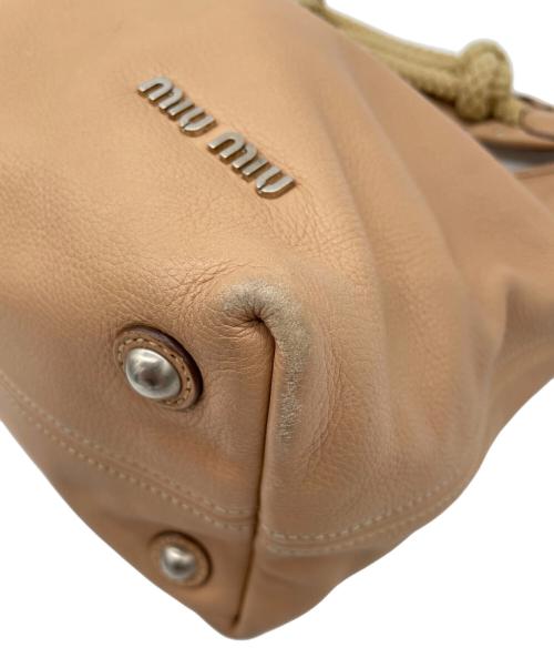 MIU MIU（ミュウミュウ）MIU MIU (ミュウミュウ) トートバッグ ベージュの古着・服飾アイテム