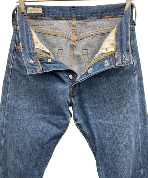 LEVI'S（リーバイス）LEVI'S (リーバイス) デニムパンツ ブルー サイズ:W28　L30の古着・服飾アイテム