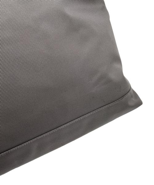 TUMI（トゥミ）TUMI (トゥミ) コンパニオントートバッグ グレーの古着・服飾アイテム