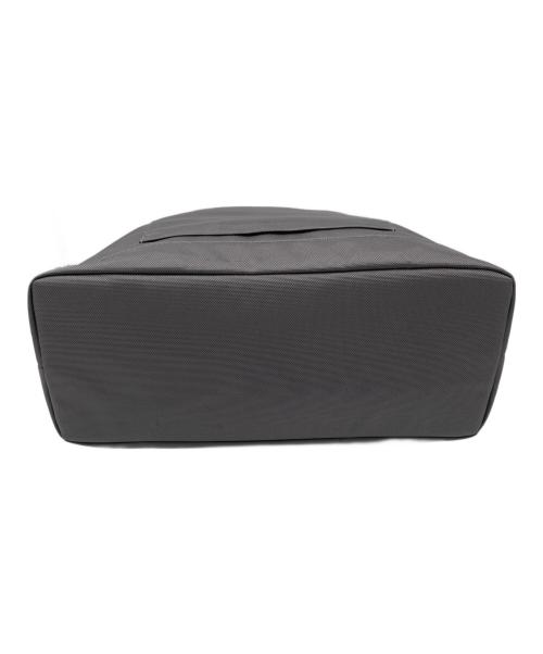 TUMI（トゥミ）TUMI (トゥミ) コンパニオントートバッグ グレーの古着・服飾アイテム