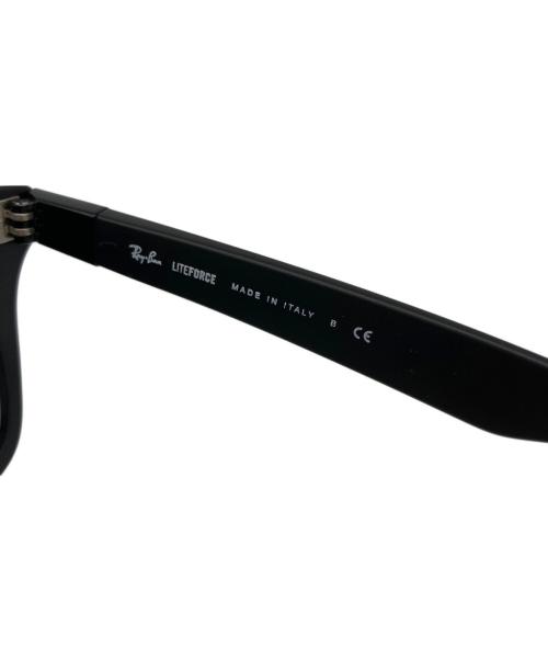 RAY-BAN（レイバン）RAY-BAN (レイバン) WAYFARER LITEFORCE　サングラスの古着・服飾アイテム