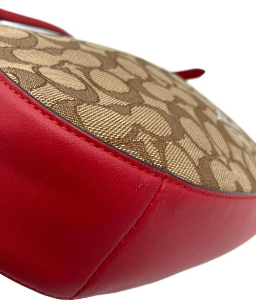 COACH（コーチ）COACH (コーチ) シグネチャー　チェルシークロスボディ　ショルダーバッグの古着・服飾アイテム