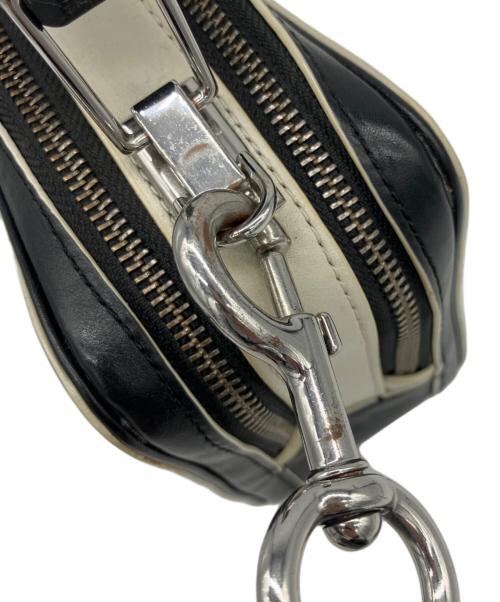 MARC JACOBS（マークジェイコブズ）MARC JACOBS (マークジェイコブズ) ショルダーバッグ ブラック×ホワイトの古着・服飾アイテム