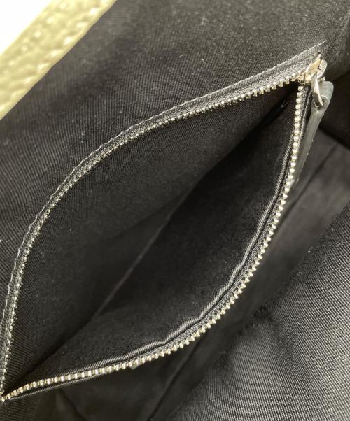 VASIC（ヴァジック）VASIC (ヴァジック) ハンドバッグ アイボリーの古着・服飾アイテム