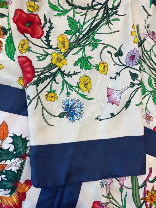 GUCCI（グッチ）GUCCI (グッチ) シルクジップアップフローラルフラワーシャツ ベージュ サイズ:38の古着・服飾アイテム