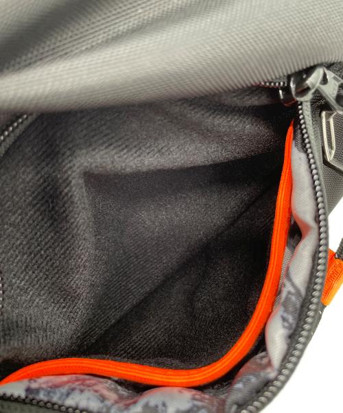 MAMMUT（マムート）MAMMUT (マムート) メッセンジャーバッグ ブラックの古着・服飾アイテム