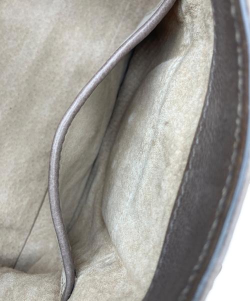 PRADA（プラダ）PRADA (プラダ) ショルダーバッグ ベージュの古着・服飾アイテム