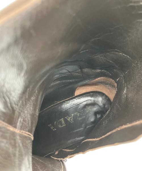 PRADA（プラダ）PRADA (プラダ) ショートブーツ ブラウン サイズ:35の古着・服飾アイテム