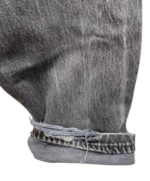 LEVI'S（リーバイス）LEVI'S (リーバイス) デニムパンツ グレー サイズ:W33　L34の古着・服飾アイテム