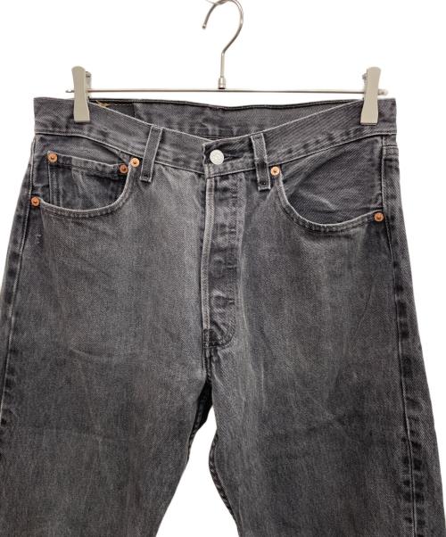 LEVI'S（リーバイス）LEVI'S (リーバイス) デニムパンツ グレー サイズ:W32 L30の古着・服飾アイテム