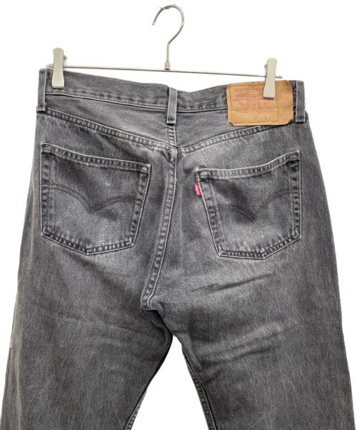 LEVI'S（リーバイス）LEVI'S (リーバイス) デニムパンツ グレー サイズ:W32 L30の古着・服飾アイテム