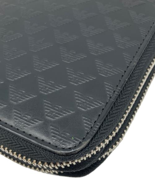 EMPORIO ARMANI（エンポリオアルマーニ）EMPORIO ARMANI (エンポリオアルマーニ) クラッチバッグの古着・服飾アイテム