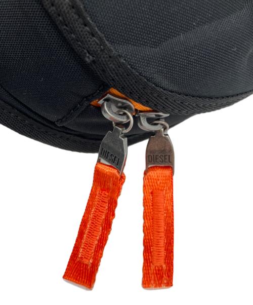 DIESEL（ディーゼル）DIESEL (ディーゼル) クロスボディバッグ ブラックの古着・服飾アイテム
