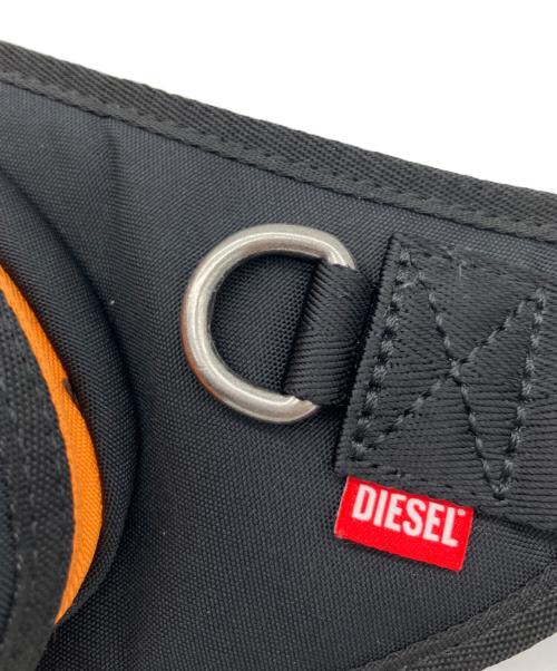 DIESEL（ディーゼル）DIESEL (ディーゼル) クロスボディバッグ ブラックの古着・服飾アイテム
