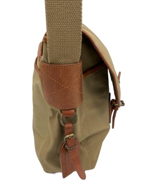 POLO RALPH LAUREN（ポロ・ラルフローレン）POLO RALPH LAUREN (ポロ・ラルフローレン) ショルダーバッグ ベージュの古着・服飾アイテム