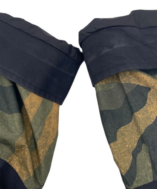 THE NORTH FACE（ザ ノース フェイス）THE NORTH FACE (ザ ノース フェイス) マウンテンパーカー ブラック×グリーン サイズ:Mの古着・服飾アイテム