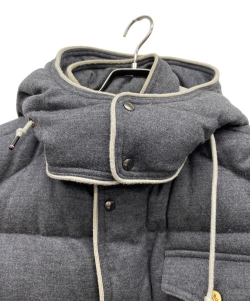 MONCLER（モンクレール）MONCLER (モンクレール) ダウンジャケット グレー サイズ:1の古着・服飾アイテム