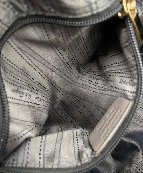 Salvatore Ferragamo（サルヴァトーレ フェラガモ）Salvatore Ferragamo (サルヴァトーレ フェラガモ) ハンドバッグ グレーの古着・服飾アイテム