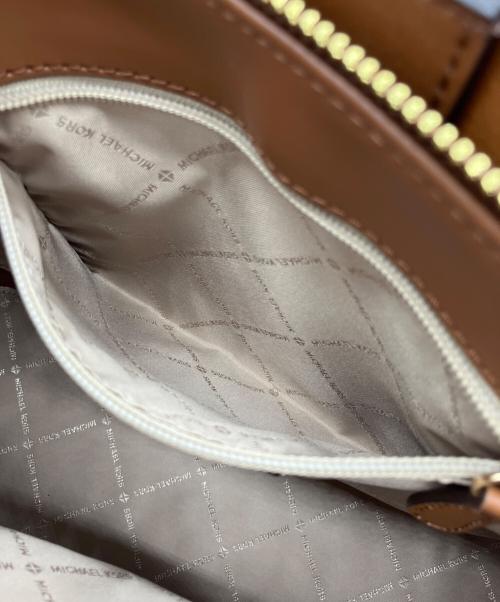 MICHAEL KORS（マイケル・コース）MICHAEL KORS (マイケル・コース) 2WAYバッグ ホワイトの古着・服飾アイテム