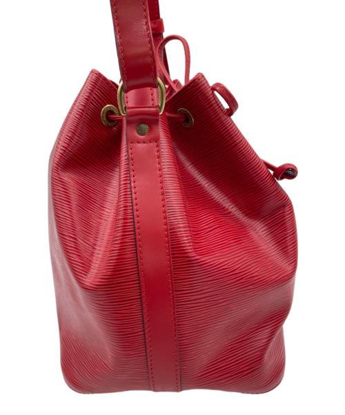 LOUIS VUITTON（ルイ ヴィトン）LOUIS VUITTON (ルイ ヴィトン) エピ　プチノエ　ショルダーバッグ カスティリアン・ レッドの古着・服飾アイテム