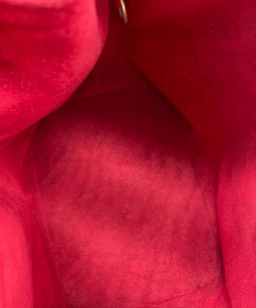 LOUIS VUITTON（ルイ ヴィトン）LOUIS VUITTON (ルイ ヴィトン) エピ　プチノエ　ショルダーバッグ カスティリアン・ レッドの古着・服飾アイテム