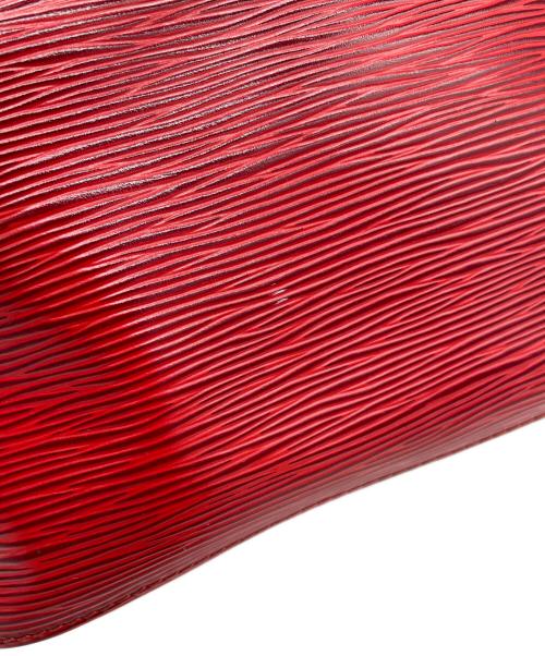 LOUIS VUITTON（ルイ ヴィトン）LOUIS VUITTON (ルイ ヴィトン) エピ　プチノエ　ショルダーバッグ カスティリアン・ レッドの古着・服飾アイテム