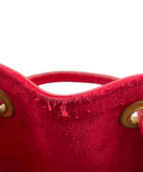 LOUIS VUITTON（ルイ ヴィトン）LOUIS VUITTON (ルイ ヴィトン) エピ　プチノエ　ショルダーバッグ カスティリアン・ レッドの古着・服飾アイテム