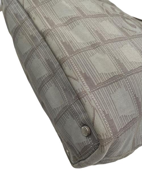 CHANEL（シャネル）CHANEL (シャネル) トートバッグ グレーの古着・服飾アイテム