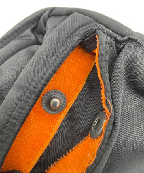 PORTER（ポーター）PORTER (ポーター) タンカー　ショルダーバッグ ブラックの古着・服飾アイテム