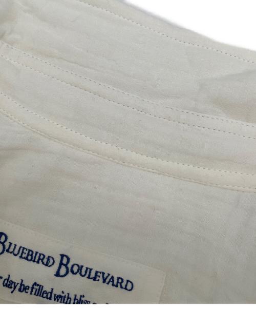BLUEBIRD BOULEVARD（ブルーバードブルバード）BLUEBIRD BOULEVARD (ブルーバードブルバード) 長袖ワンピース ホワイト サイズ:Mの古着・服飾アイテム