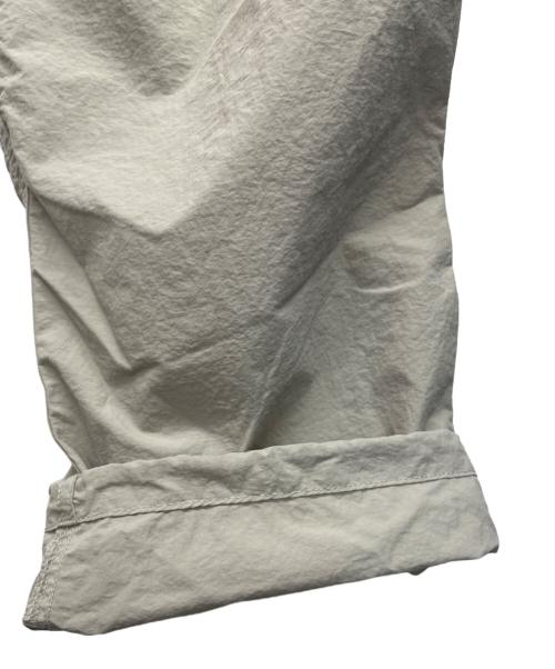 GRAMICCI（グラミチ）GRAMICCI (グラミチ) ナイロンパンツ ベージュ サイズ:ASIA　Mの古着・服飾アイテム