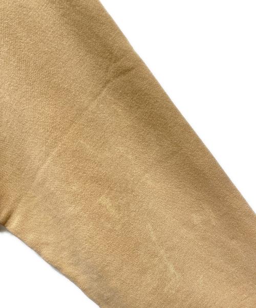 CarHartt（カーハート）CarHartt (カーハート) スウェット ベージュ サイズ:Mの古着・服飾アイテム