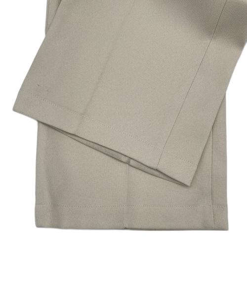 THE SHINZONE（ザ シンゾーン）THE SHINZONE (ザ シンゾーン) センタープレスパンツ アイボリー サイズ:POの古着・服飾アイテム