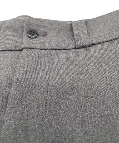 THE SHINZONE（ザ シンゾーン）THE SHINZONE (ザ シンゾーン) センタープレスパンツ グレー サイズ:POの古着・服飾アイテム