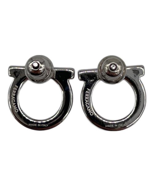 Ferragamo（フェラガモ）Ferragamo (フェラガモ) ピアスの古着・服飾アイテム