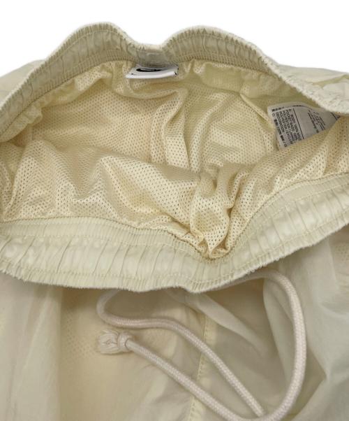 NIKE（ナイキ）NIKE (ナイキ) ナイロンパンツ ベージュ サイズ:Sの古着・服飾アイテム