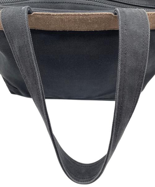 Marc by Marc Jacobs（マークバイマークジェイコブス）Marc by Marc Jacobs (マークバイマークジェイコブス) トートバッグ ブラックの古着・服飾アイテム